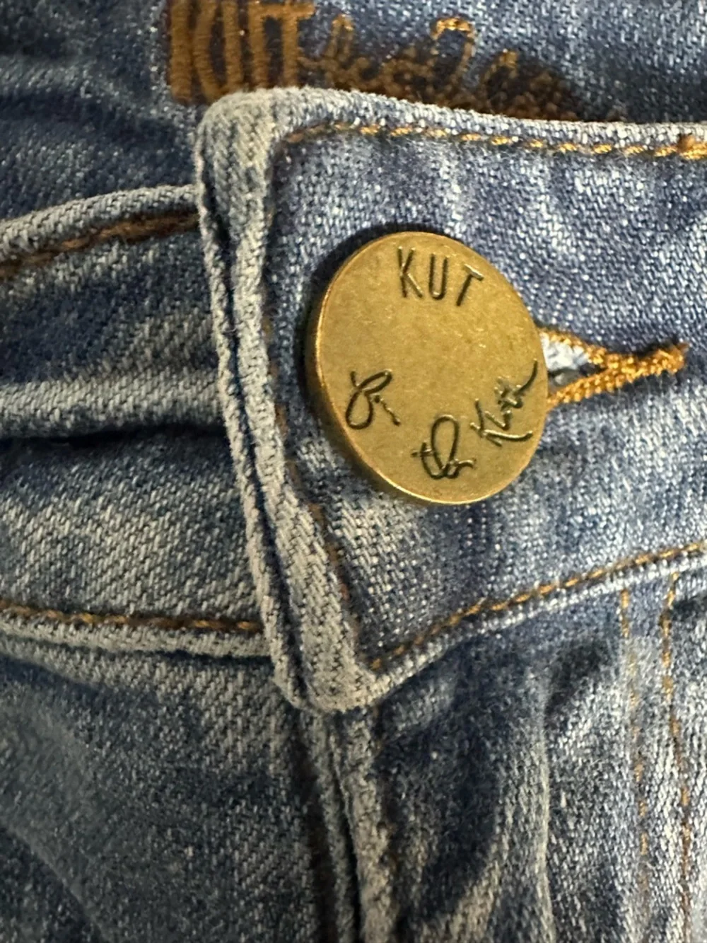 Kut from the Kloth Medium Blue Distressed Cutoff Denim Shorts 8 - Picture 3 of 8